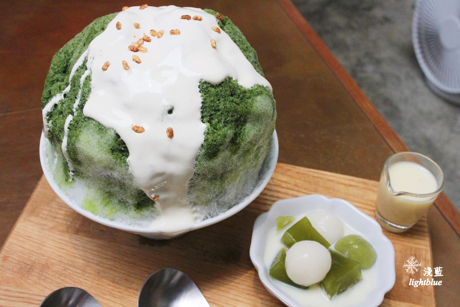 台中美食：淺藍 × 冰田ガリガリ～有小山園抹茶冰和抹茶司康的抹茶控愛店