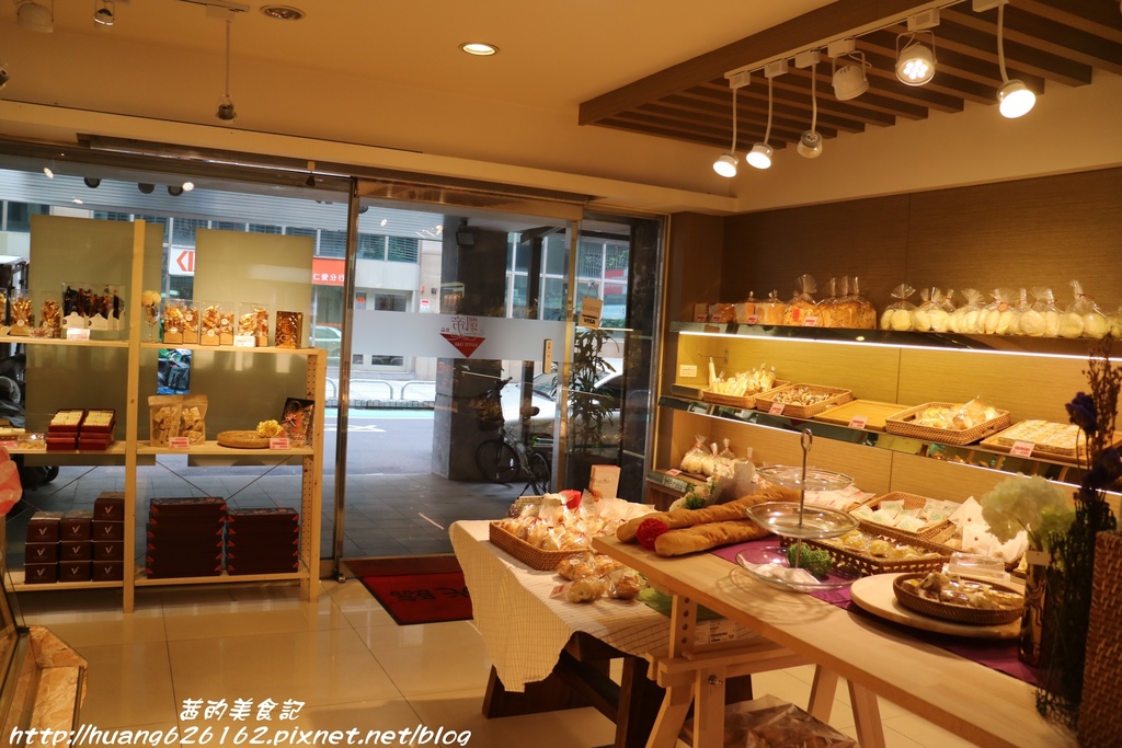 IMG_6812.JPG IMG_6812.JPG