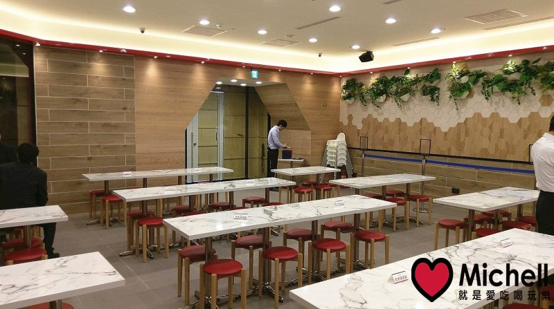 了凡香港油雞飯‧麵 Hawker Chan Taiwan