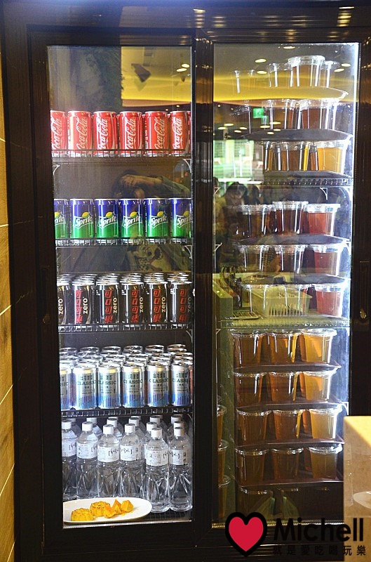 了凡香港油雞飯‧麵 Hawker Chan Taiwan