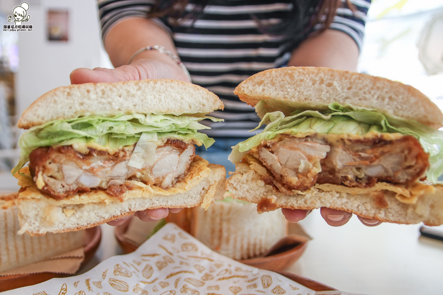 早安公雞 早餐 高雄美食 高雄必吃 早午餐 老麵 老麵糰 學生 校園美食