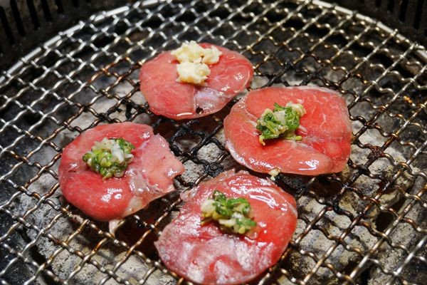 牛舌2.jpg 牛舌2.jpg