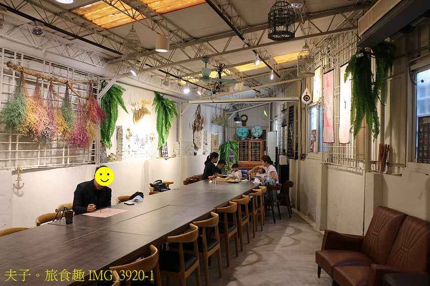 漫漫弄 寵物友善餐廳 用「舊」形成特色 貓房有貓咪