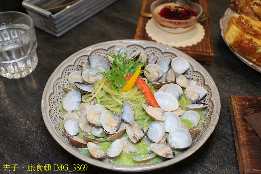 漫漫弄 寵物友善餐廳 用「舊」形成特色 貓房有貓咪