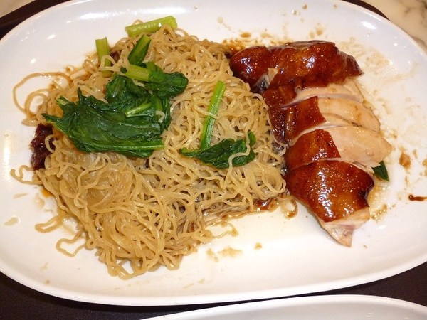 了凡香港油雞飯麵：只要百元,就能享用米其林美食-了凡香港油雞飯麵体驗心得