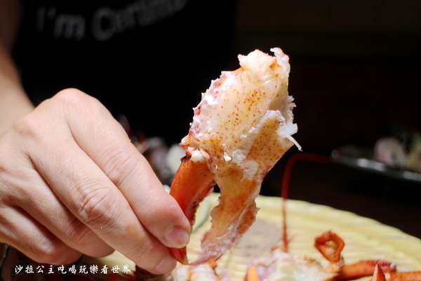 台北リ味館/原味館：東區.市民大道新開幕海鮮燒烤『台北リ味館/原味館』現烤鮮蚵/泰國蝦/199元生啤喝到飽/宵夜/有包廂/捷運忠孝復興站