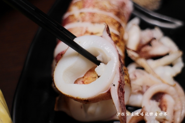 台北リ味館/原味館：東區.市民大道新開幕海鮮燒烤『台北リ味館/原味館』現烤鮮蚵/泰國蝦/199元生啤喝到飽/宵夜/有包廂/捷運忠孝復興站