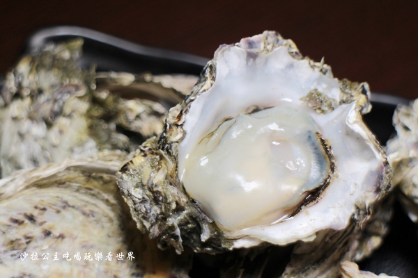 台北リ味館/原味館：東區.市民大道新開幕海鮮燒烤『台北リ味館/原味館』現烤鮮蚵/泰國蝦/199元生啤喝到飽/宵夜/有包廂/捷運忠孝復興站