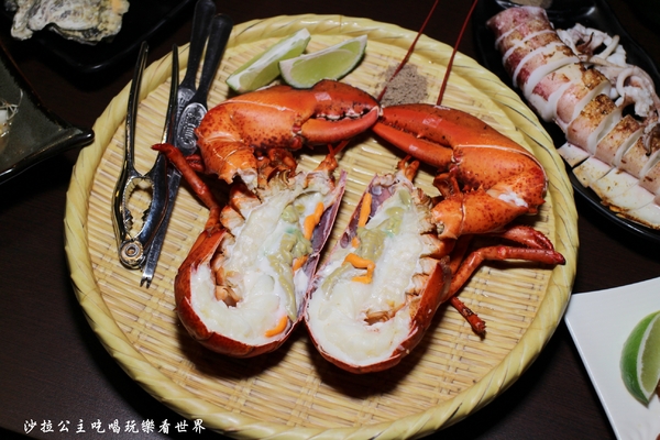 台北リ味館/原味館：東區.市民大道新開幕海鮮燒烤『台北リ味館/原味館』現烤鮮蚵/泰國蝦/199元生啤喝到飽/宵夜/有包廂/捷運忠孝復興站
