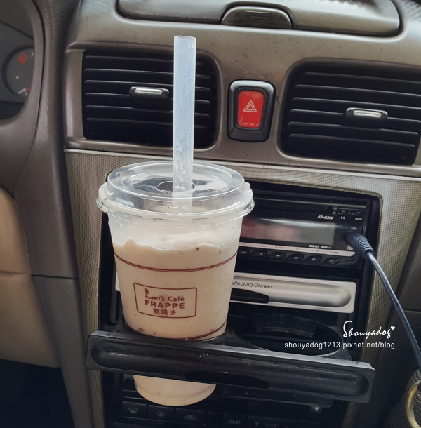 全家酷繽沙：【冰品】全家 LetsCafé 酷繽沙 草莓vs拿鐵