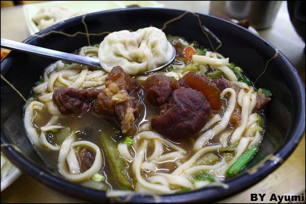 阿忠牛肉麵:『愛評體驗團』阿忠牛肉麵~來自新莊好吃的牛肉麵麵店二訪