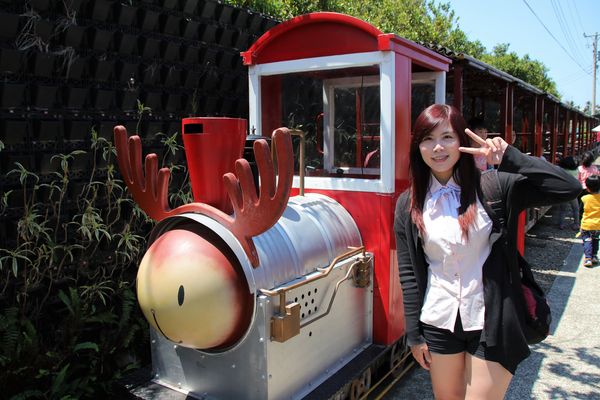 槺榔驛竹塹古輕便車：【新竹景點】新竹市槺榔驛竹塹古輕便車/康樂社區/搭乘快樂號的古輕便車/都市小火車輕旅行