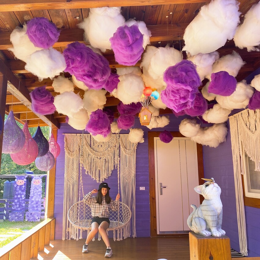 苗栗人氣夢幻的紫色咖啡廳—噢哈娜咖啡屋，高達10個打卡景點任你拍，快揪姊妹一起來