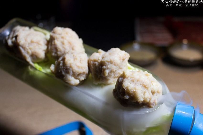 高雄左營︱星洲火鍋．膳聚　時尚浪漫，新加坡夜店風精緻火鍋！