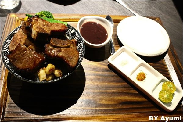 開丼 燒肉vs丼飯(桃園ATT店)：『愛評體驗團』開丼 燒肉vs丼飯/桃園ATT店～給你大大滿足的燒肉丼