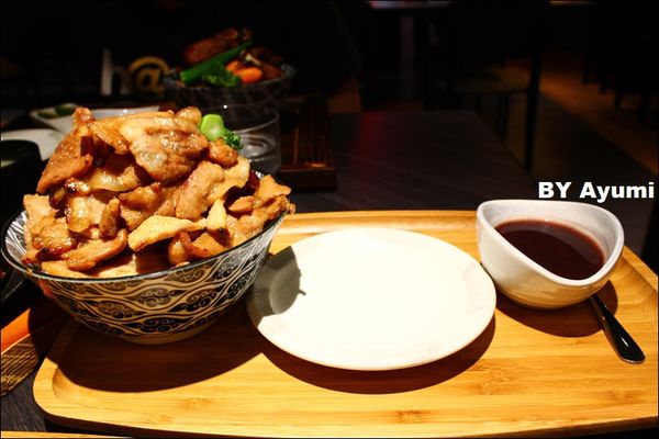 開丼 燒肉vs丼飯(桃園ATT店)：『愛評體驗團』開丼 燒肉vs丼飯/桃園ATT店～給你大大滿足的燒肉丼