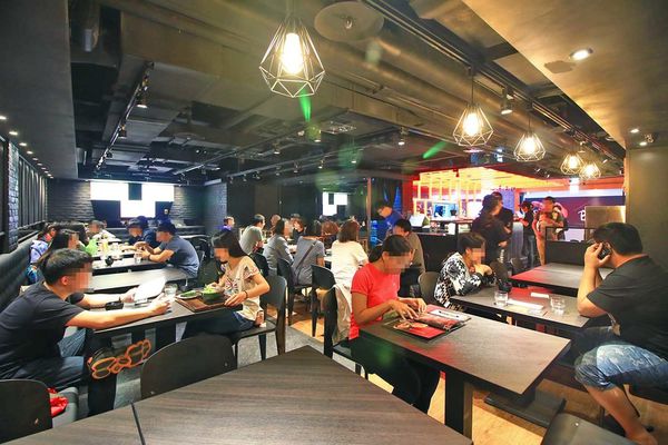 【桃園餐廳】開丼燒肉vs丼飯-主菜滿到爆出來的超邪惡丼飯