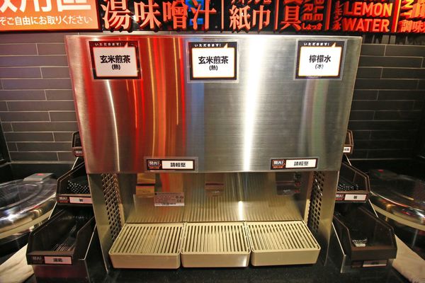 【桃園餐廳】開丼燒肉vs丼飯-主菜滿到爆出來的超邪惡丼飯