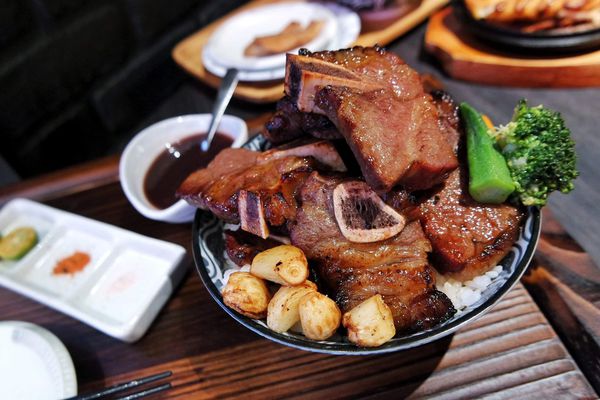 SAM_9946-01-01-01-01