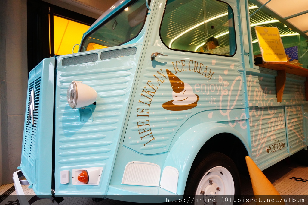 瑞芳九份美食 Lick Lick ice cream 利克商號.夢幻冰淇淋專車等你來打卡