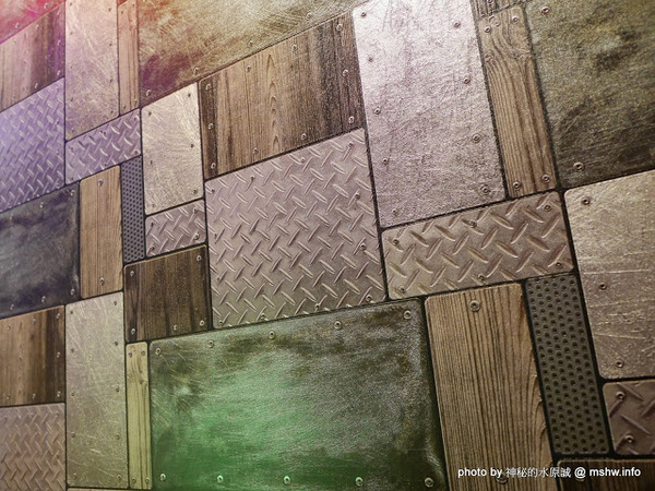 水貨：【食記】台中夜店風-水貨-真的炭火烤魚-台灣一號店-Seahood charcal grilled fish@南屯公益公園 : 傳說中的諸葛烤魚？ 類似壽喜燒作法的川味料理!