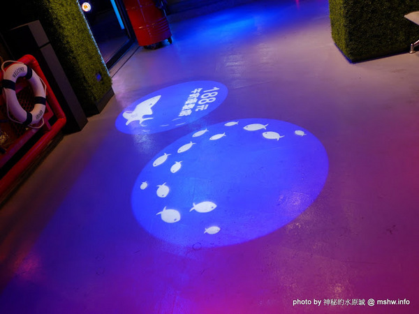 水貨：【食記】台中夜店風-水貨-真的炭火烤魚-台灣一號店-Seahood charcal grilled fish@南屯公益公園 : 傳說中的諸葛烤魚？ 類似壽喜燒作法的川味料理!