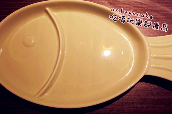 （FoOd台中)♥【水貨】來自上海超特別的魚肉饗宴，一鍋二吃，多達18種口味的美味炭火烤魚料理