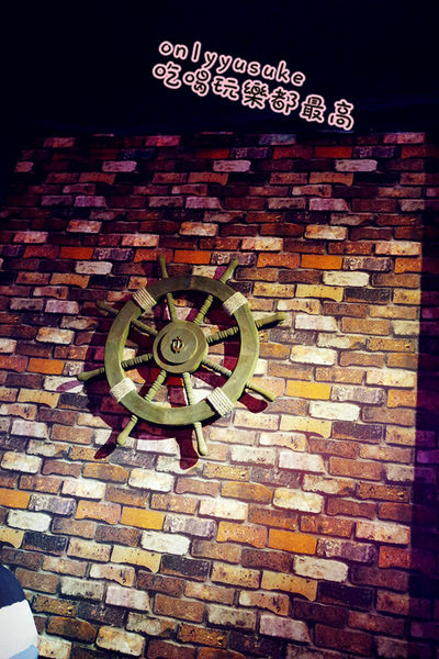 （FoOd台中)♥【水貨】來自上海超特別的魚肉饗宴，一鍋二吃，多達18種口味的美味炭火烤魚料理