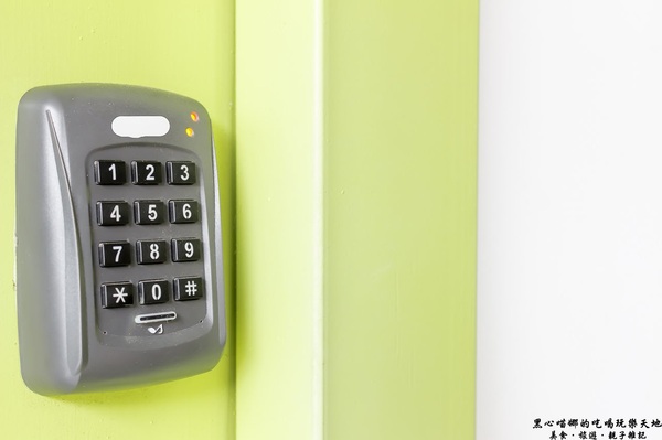 承億輕旅(高雄館)：高雄旅館︱承億輕旅Light hostel