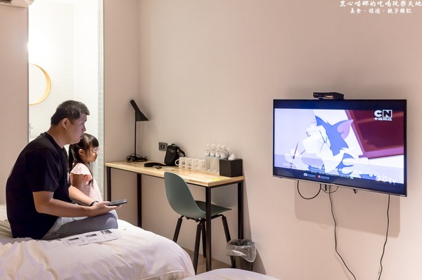 承億輕旅(高雄館)：高雄旅館︱承億輕旅Light hostel