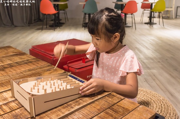 承億輕旅(高雄館)：高雄旅館︱承億輕旅Light hostel