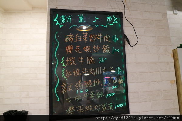 IMG_3327.JPG IMG_3327.JPG