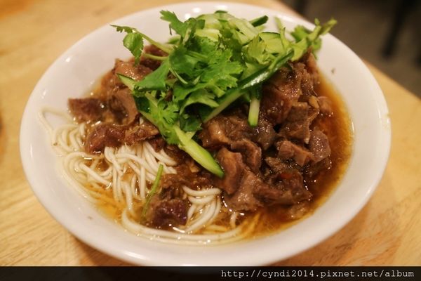 IMG_3375.JPG IMG_3375.JPG