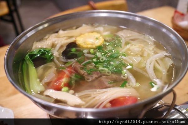 IMG_3332.JPG IMG_3332.JPG