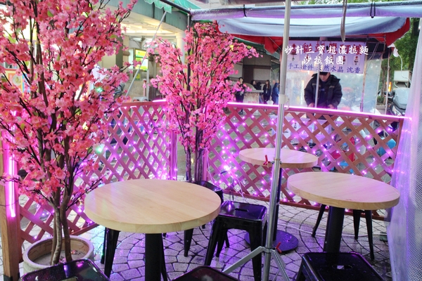 妙計三寶超濃拉麵(士林分店):士林夜市新開幕日式拉麵『妙計三寶超濃拉麵-士林分店』劍潭捷運站