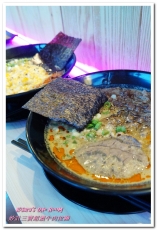 妙計三寶超濃拉麵(士林分店):士林夜市拉麵.充滿日劇獨特氛圍的拉麵屋台──妙計三寶超濃牛肉拉麵