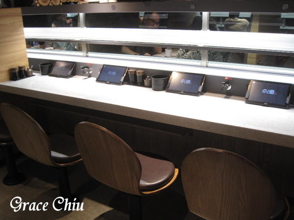 点心道西門店 點心道 爭鮮 捷運西門站 台北港式 台北港點 軌道送餐 香港籠太子