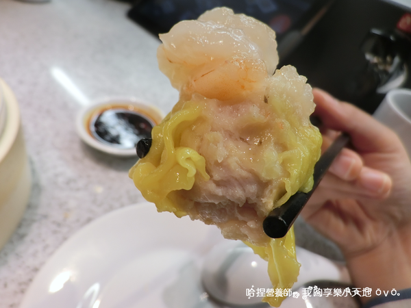 【西門町美食】爭鮮旗下港式飲茶-点心道(西門店)。正宗港式點心新幹線直送,時尚酷炫平板點餐服務