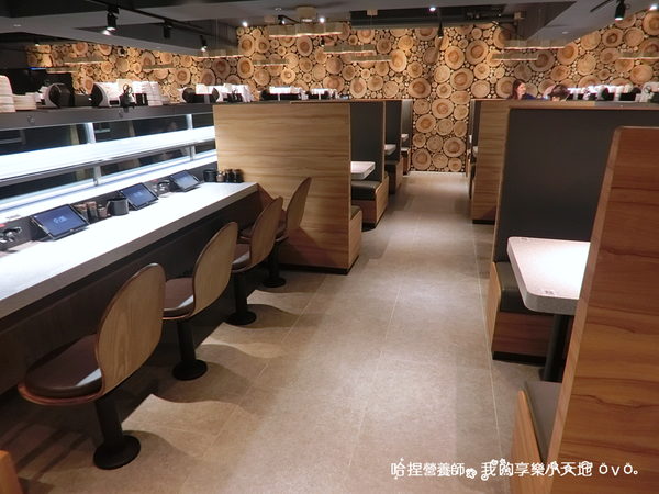 【西門町美食】爭鮮旗下港式飲茶-点心道(西門店)。正宗港式點心新幹線直送,時尚酷炫平板點餐服務