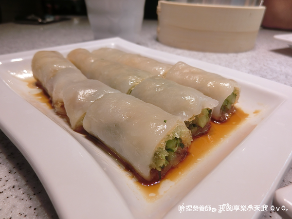 【西門町美食】爭鮮旗下港式飲茶-点心道(西門店)。正宗港式點心新幹線直送,時尚酷炫平板點餐服務