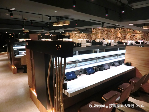 【西門町美食】爭鮮旗下港式飲茶-点心道(西門店)。正宗港式點心新幹線直送,時尚酷炫平板點餐服務