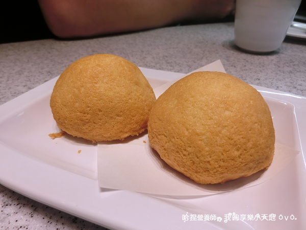 【西門町美食】爭鮮旗下港式飲茶-点心道(西門店)。正宗港式點心新幹線直送,時尚酷炫平板點餐服務