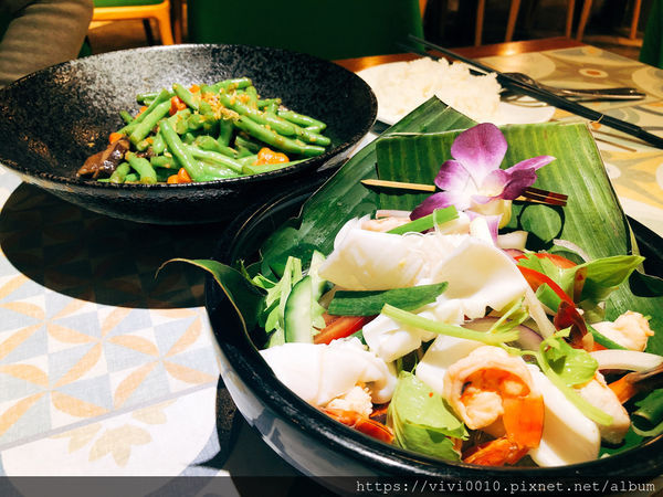 圓圓家愛吃貨-《台北東區》thai cook泰酷.泰國料理，冬季火鍋新菜單，口味道地的泰國料理，酸辣鹹香好開胃