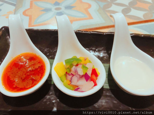 圓圓家愛吃貨-《台北東區》thai cook泰酷.泰國料理，冬季火鍋新菜單，口味道地的泰國料理，酸辣鹹香好開胃