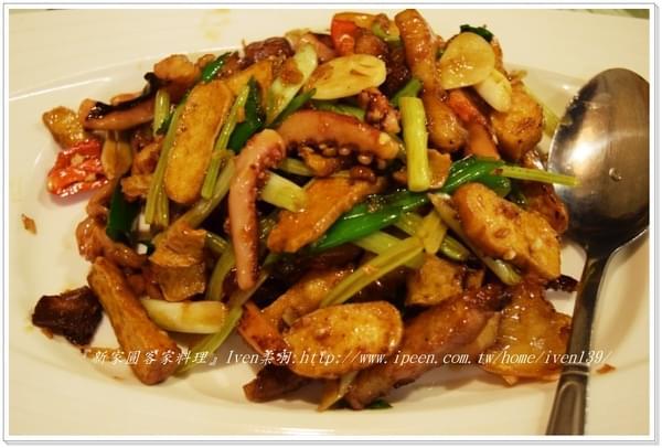 新家圓客家川菜館:《台北東湖美食》內湖/客家料理/川菜/賞櫻 ,隱藏在巷弄三十幾年的飄香老店-『新家圓客家料理』