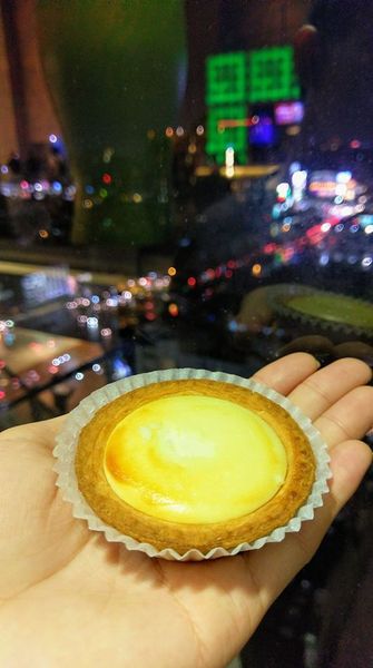 安普蕾修 Sweets CHEESE TARTE：安普蕾修 Sweets CHEESE TARTE-遠百快閃店  終於可以在台中嚐到了  還有季節限定草莓起士塔