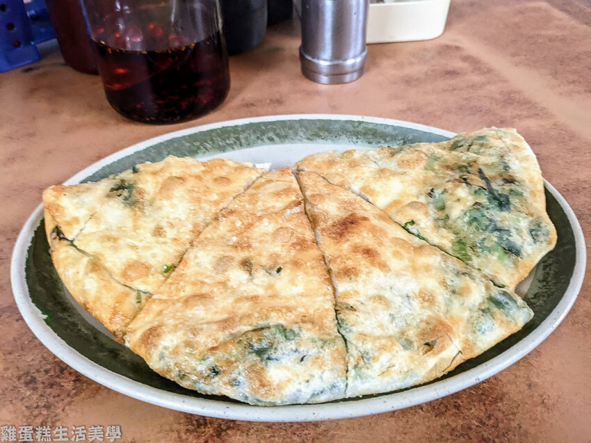【花蓮食記】大陸餃子館 - 超厚實水餃，蔥油餅又酥又香太迷人
