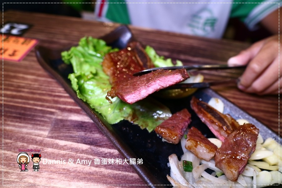 20170601《竹北開到凌晨的店》台灣壹碳烤-純木炭火串燒專門店！。現點現烤。朋友聚餐晚餐宵夜好選擇。非炸物純炭烤的串燒美食︱ （影片） (11).jpg