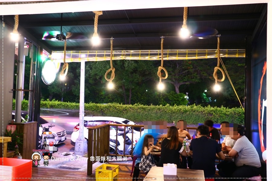 20170601《竹北開到凌晨的店》台灣壹碳烤-純木炭火串燒專門店！。現點現烤。朋友聚餐晚餐宵夜好選擇。非炸物純炭烤的串燒美食︱ （影片） (52).jpg