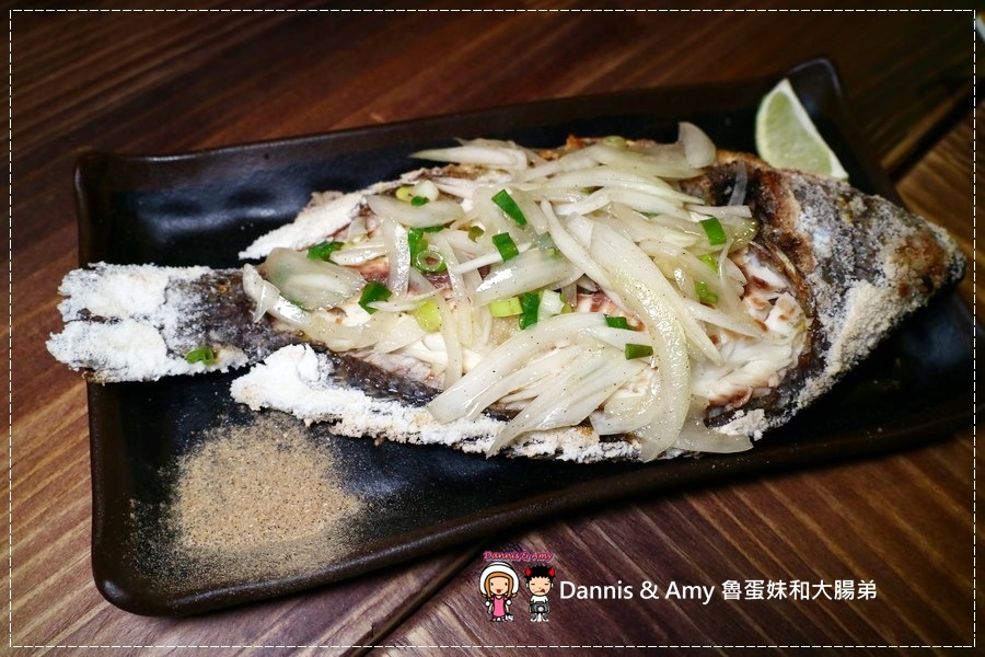 20170601《竹北開到凌晨的店》台灣壹碳烤-純木炭火串燒專門店！。現點現烤。朋友聚餐晚餐宵夜好選擇。非炸物純炭烤的串燒美食︱ （影片） (12).jpg